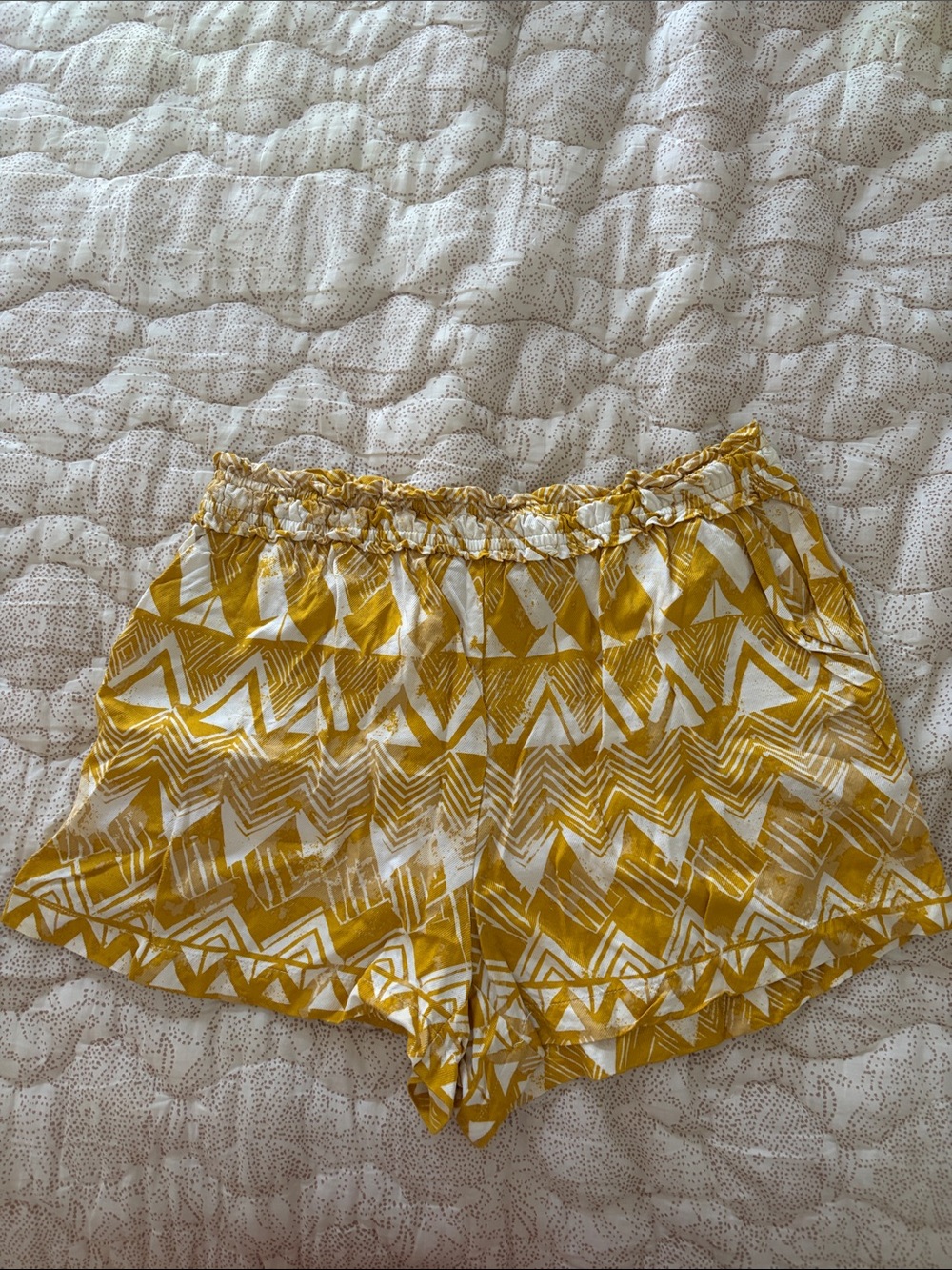 Anthropologie Yellow & White Geometric Elastic-Waist Shorts - size M